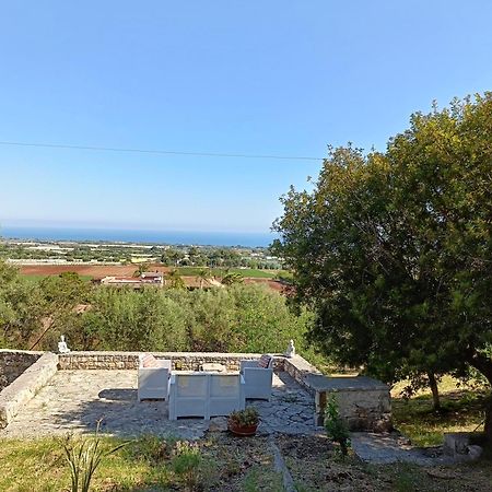 Le Finestre Sul Mare Bed & Breakfast Conversano Exterior photo