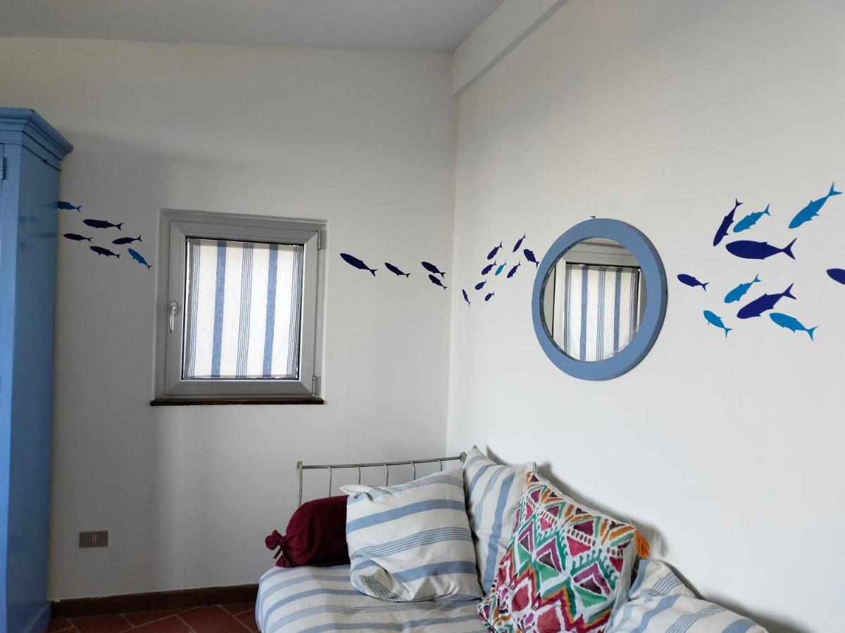 Le Finestre Sul Mare Bed & Breakfast Conversano Exterior photo
