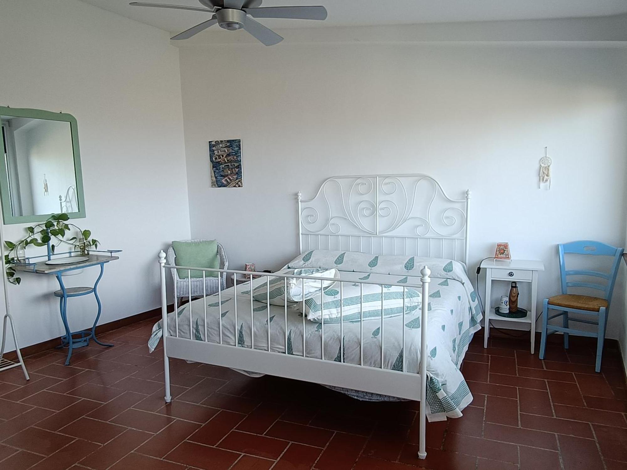 Le Finestre Sul Mare Bed & Breakfast Conversano Room photo